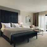 La Reserve Hotel