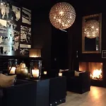 La Reserve Hotel