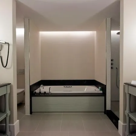 La Reserve 5*