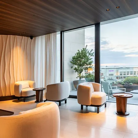 La Reserve Hotel