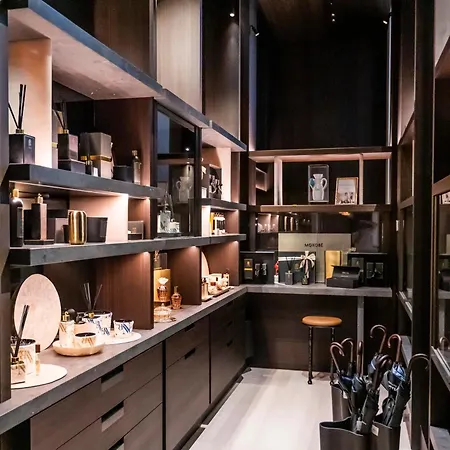 La Reserve Hotel 5*