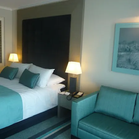 Hotel La Reserve Resort 5*