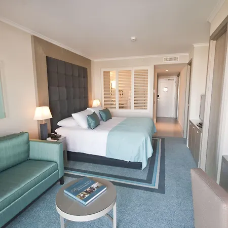 La Reserve Hotel 5*