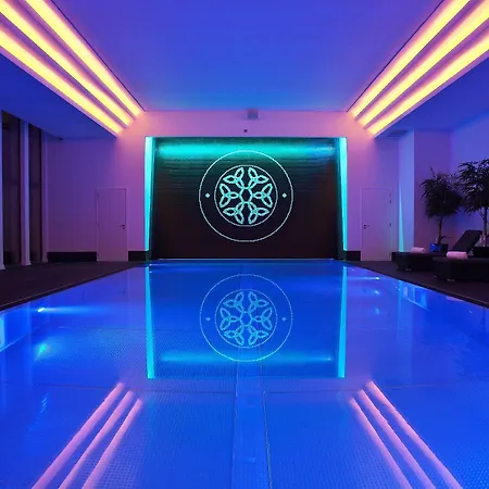 La Reserve 5*