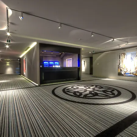 Hotel La Reserve 5*