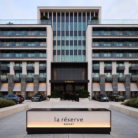 La Reserve Hotel