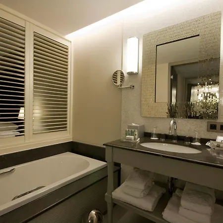 La Reserve Hotel 5*